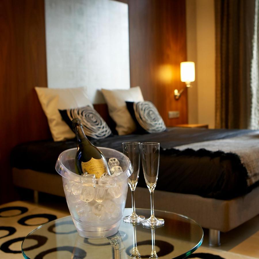 Hotel Sant Roc Сольсона Экстерьер фото
