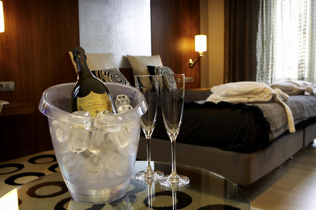 Hotel Sant Roc Сольсона Экстерьер фото